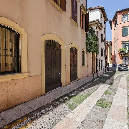 Apartamento And Juliet